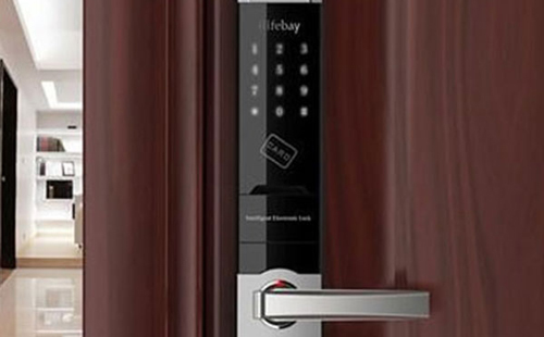 大余24小时上门开锁公司