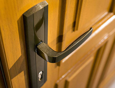 大余24小时上门开锁公司